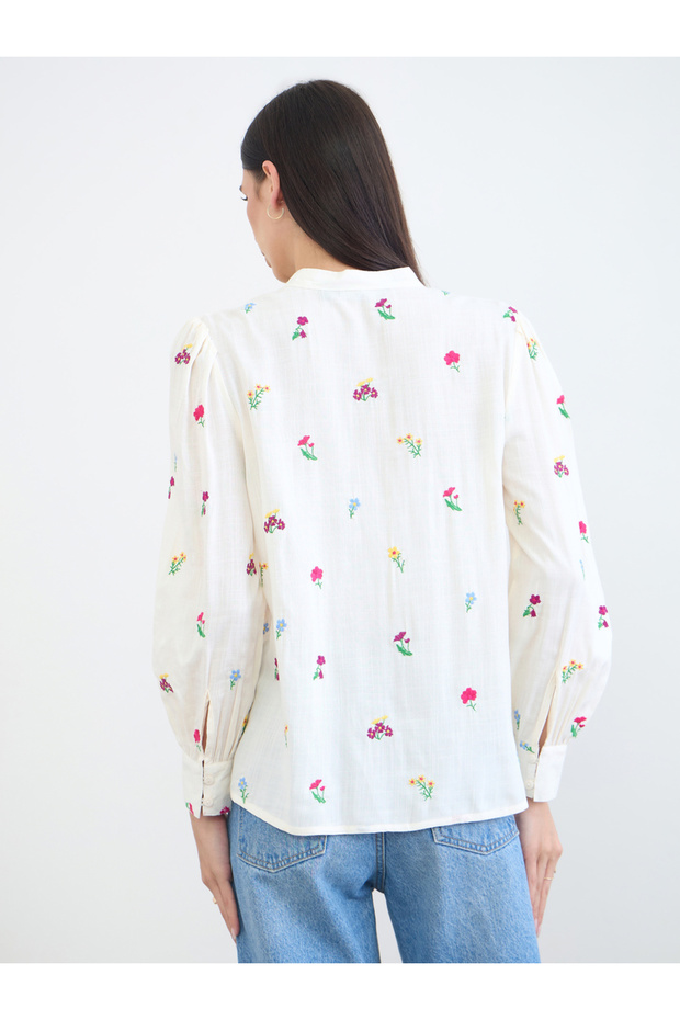 Off White Embroidered Blouse - 6