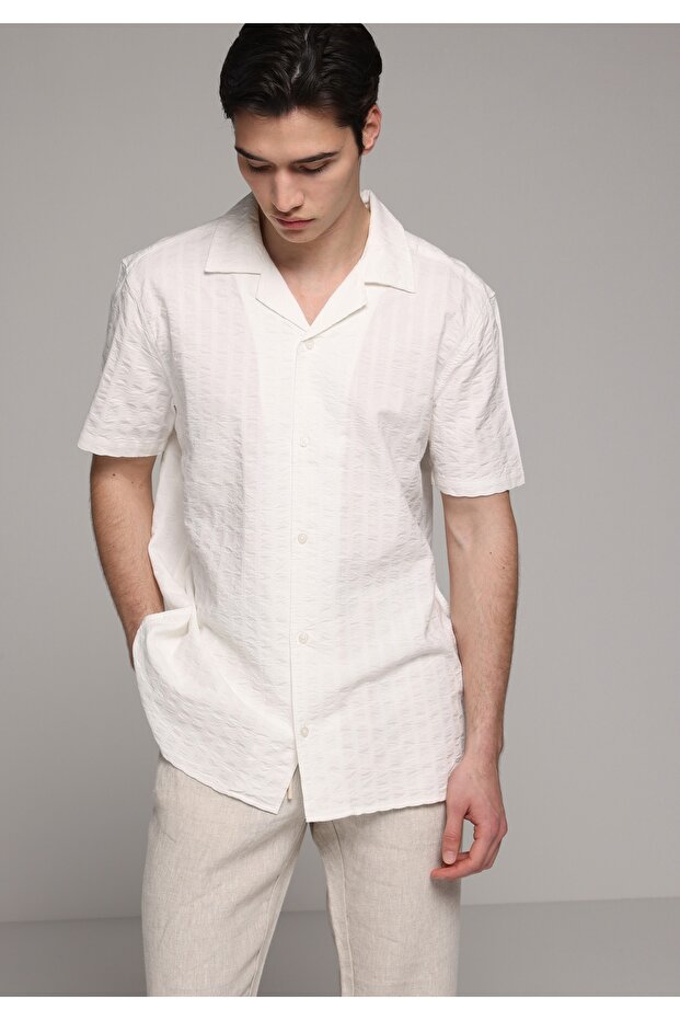 Regular Fit Apaj Collar Jacquard Men's White Short Sleeve Shirt
