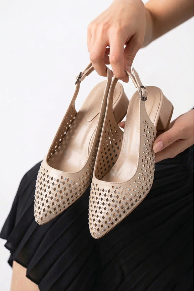 Brave 8882 Beige Laser Stone Detailed Comfortable Women's Short Heeled Shoes
