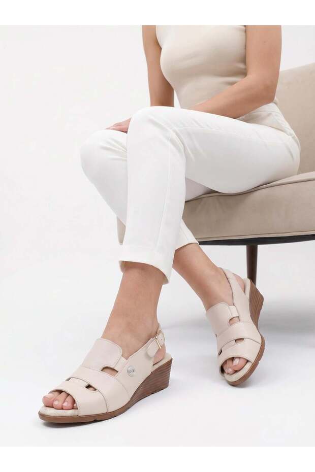 D26Ys 2870 Cream Genuine Leather Heeled Women's Sandals