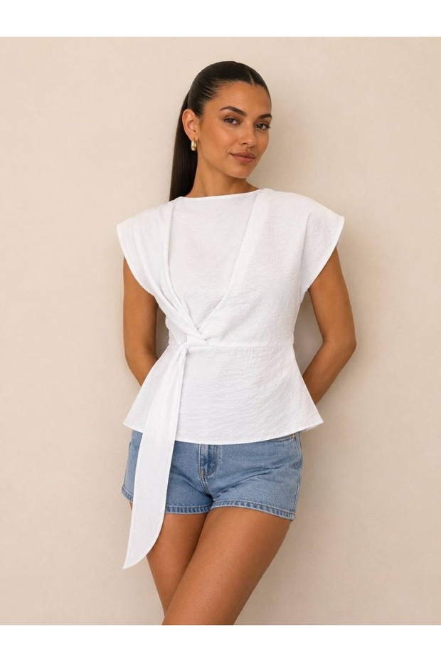 Women's Sleeveless Drape Detailed Blouse