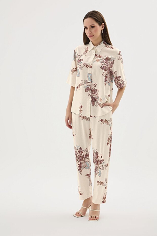 Women's Short Sleeve Front Buttoned Floral Patterned Beige Pajama Set C5T7N512