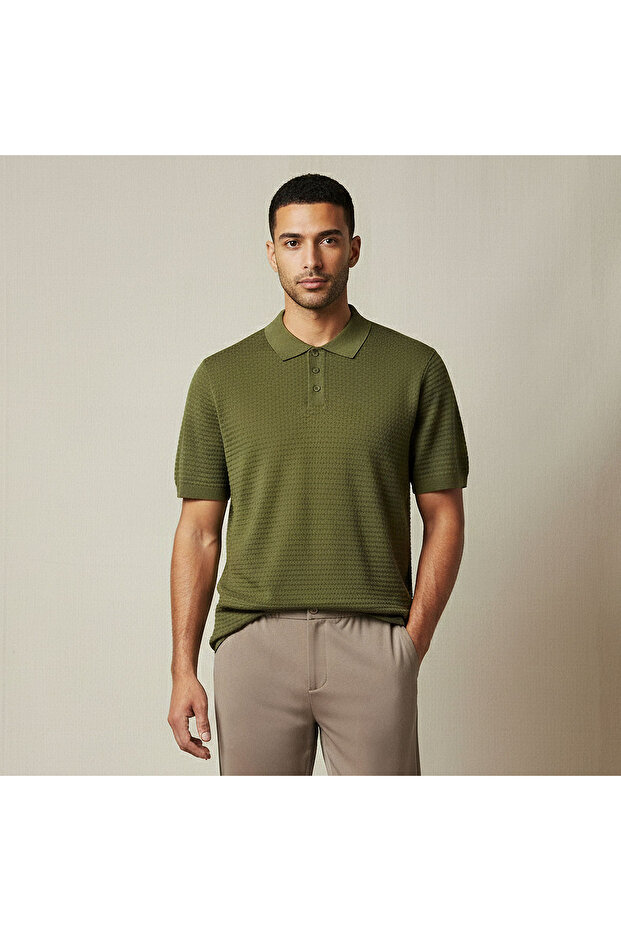 Men Short Sleeves Textured Polo T-shirt