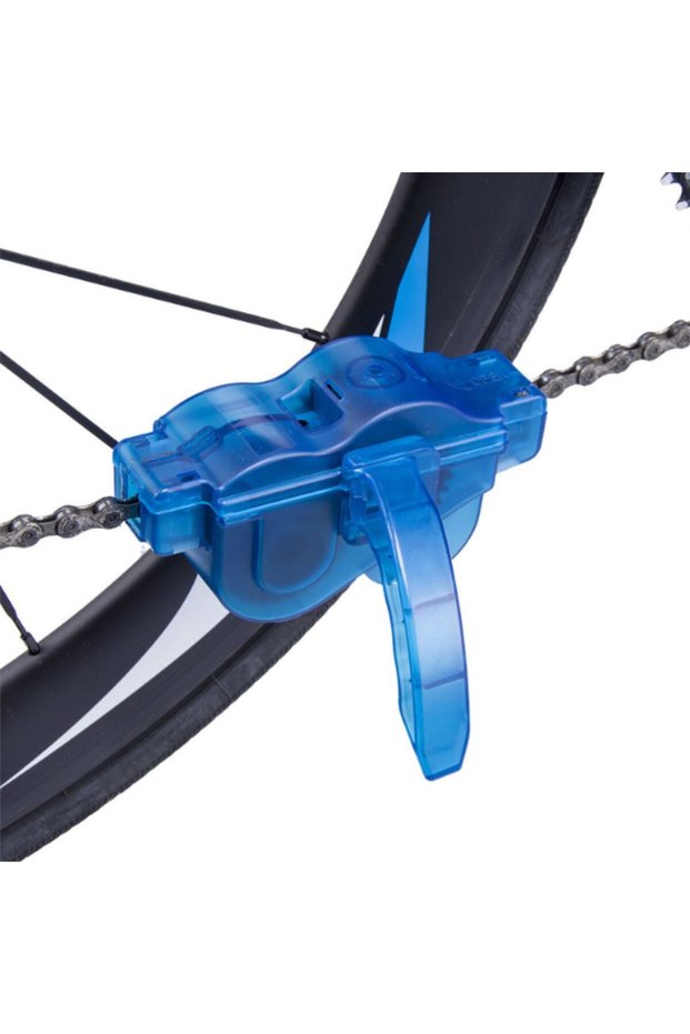 Bicycle chain cleaning tool