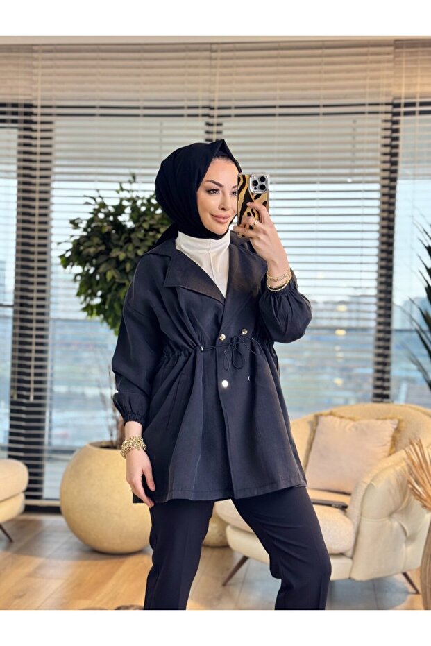 3225 سترة بأربعة أزرار وحزام خصر باللون الأسود