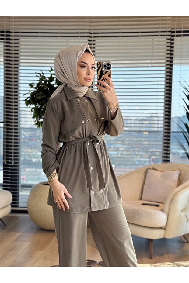 4479 طقم مكون من 4479 قطعة باللون الكاكي