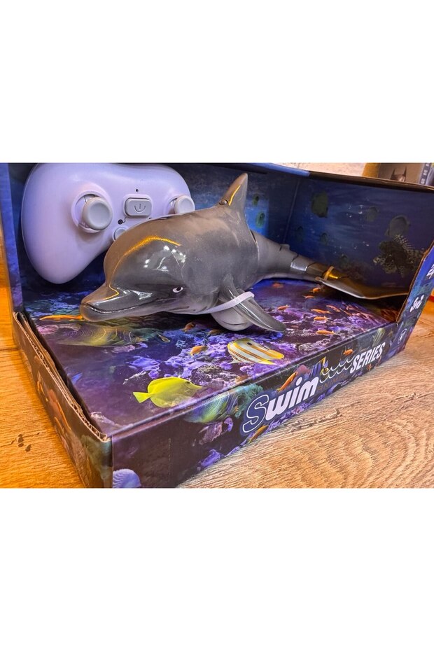 Remote Control Waterproof Floating Animal Series (4 Models) - Realistic Moving Rc Crocodile, Shark, Whale, and Dolphin