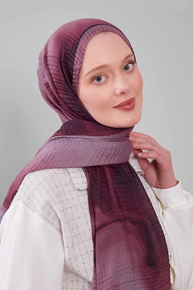 شال قطني من الموسلين بلون البرقوق