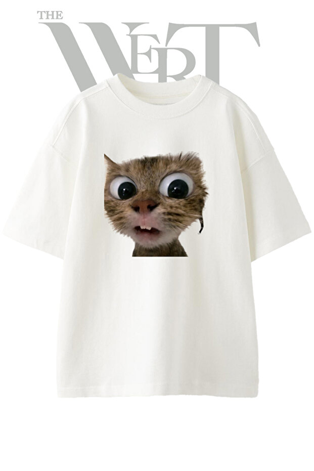 تي شيرت أبيض كبير الحجم مطبوع بتصميم Surprised Cat للجنسين