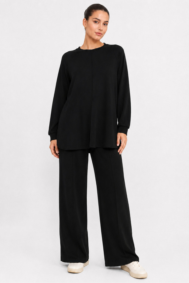 Women's Black Oversize Two-Piece Set with Stripes on the Front
