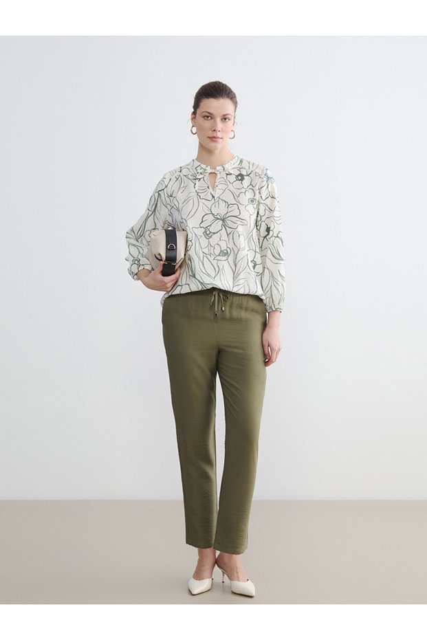 Alita City Carrot Cut Women's Trousers with Elastic Waist and Contrast Trim