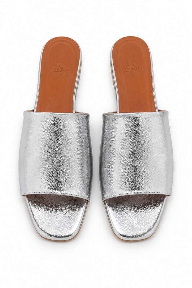 Lora Women's Single-Strap Patent Leather Textured Slippers - Stylish Everyday Slippers for Home and Outdoor Use