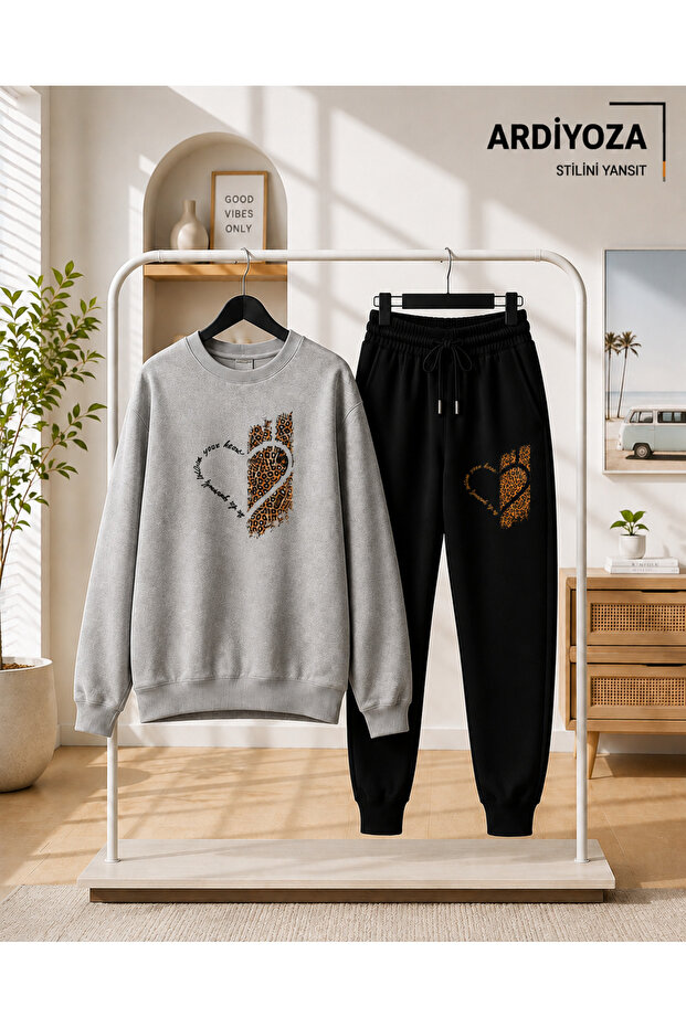 2-Piece Zero Collar Winter Suit with Heart Print (Sweatshirt-Sifiryaka)