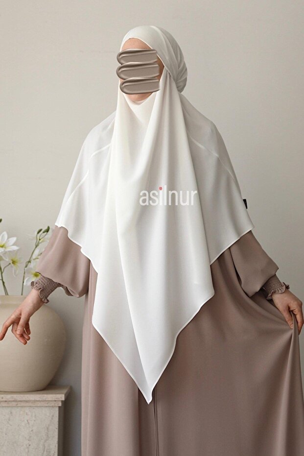 Alya Single Layer Soufflé Ecru