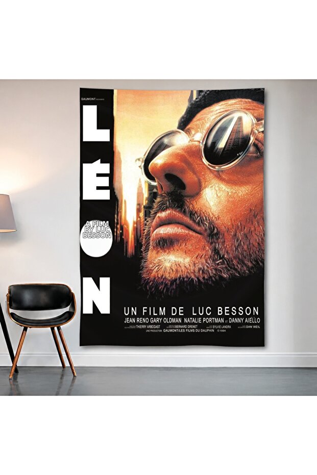 Léon: the Professional Wall Covering Wall Tapestry First Quality Satin Fabric Poster