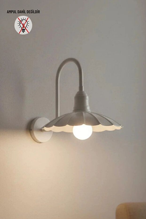 Risso White Metal Sconce Kitchen Indoor Living Room Cafe Office Patisserie Modern Decorative Sconces