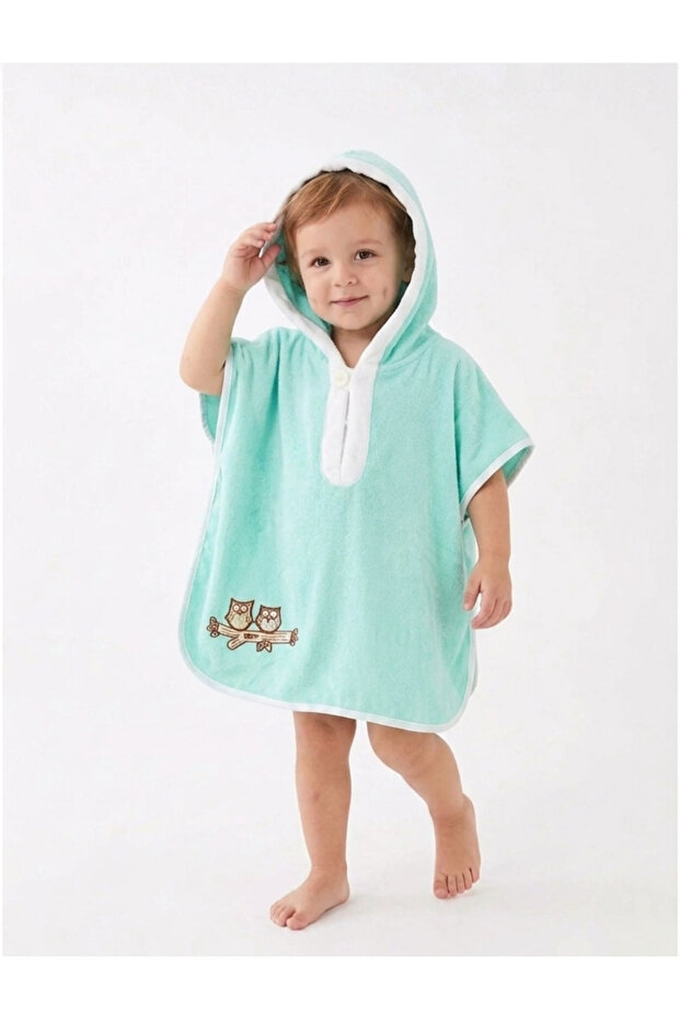 Hooded Children's Poncho and Bath Towel Outlet Product / Lantern