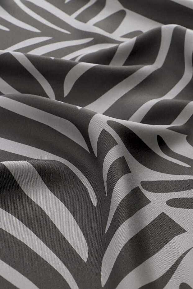 Gray Ekin Pattern Twill Silk Shawl - 5