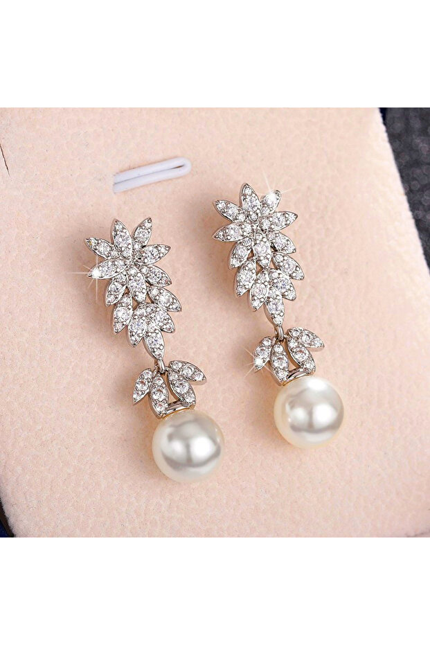 E2896 Huitan Aesthetic Flower Long Hanging Earrings with Simulated Pearl Silver Color Exquisite Earr