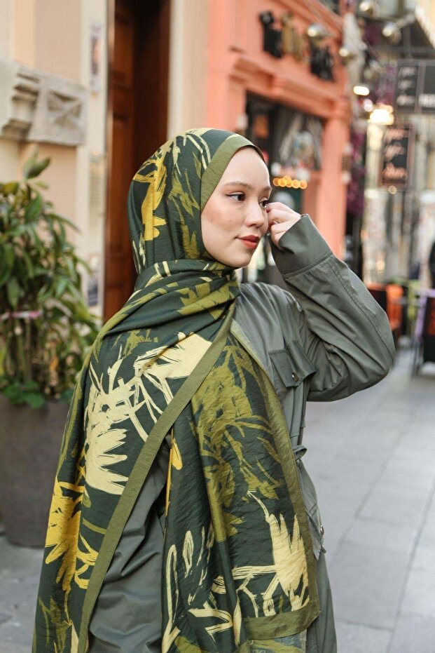 Amore Tree Pattern Shawl - Khaki-Emerald