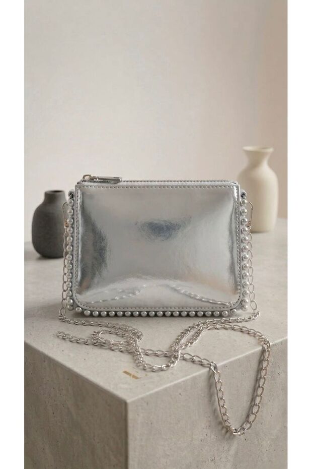 Women's Bead Detailed Chain Strap Bag