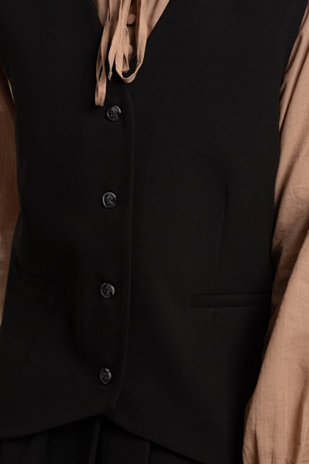 V-Neck Buttoned Vest Black - 5