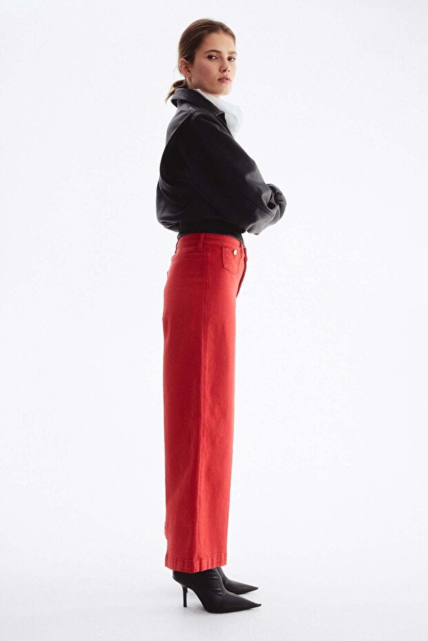 Wide High Waist Ankle Jeans