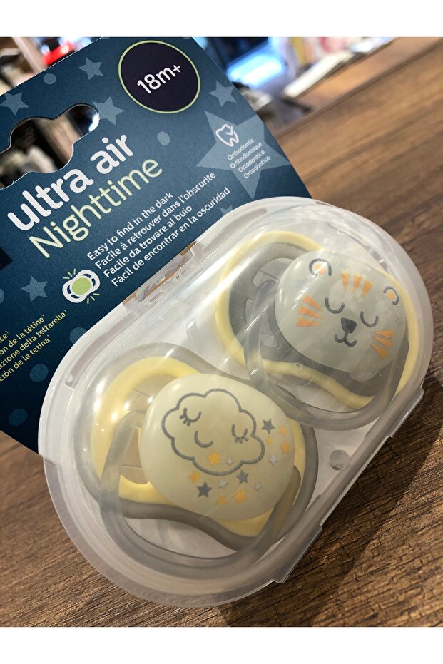 Avent SCF376/01 Ultra Air لهاية مضيئة في الظلام، عبوة من قطعتين، للأطفال من عمر 18 شهرًا فما فوق