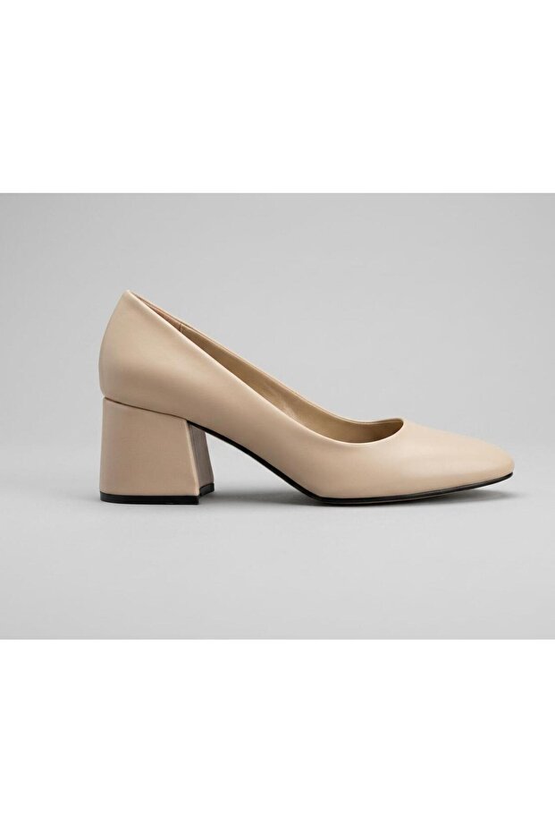 Women Shoes with Heels