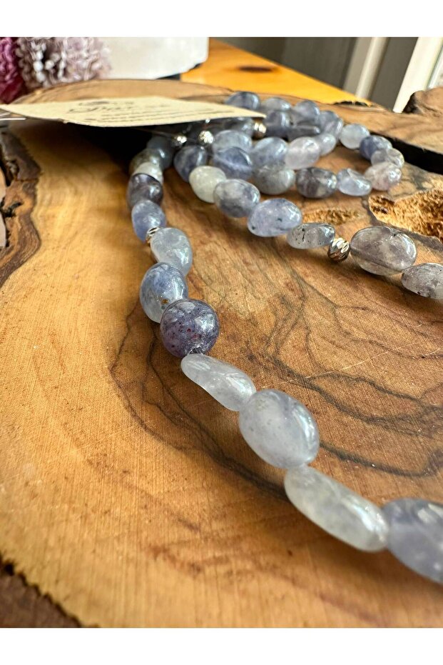 Tanzanite Stone Amorphous Cut Design Necklace