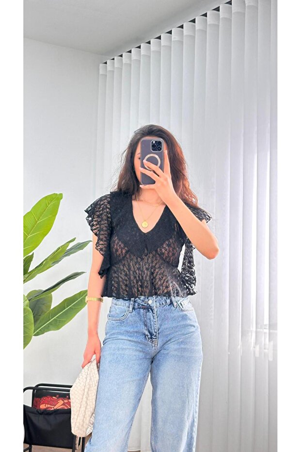 Women's V-Neck Ruched Sleeve Ruffle Crop Blouse