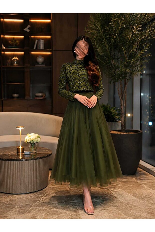 طقم نسائي
