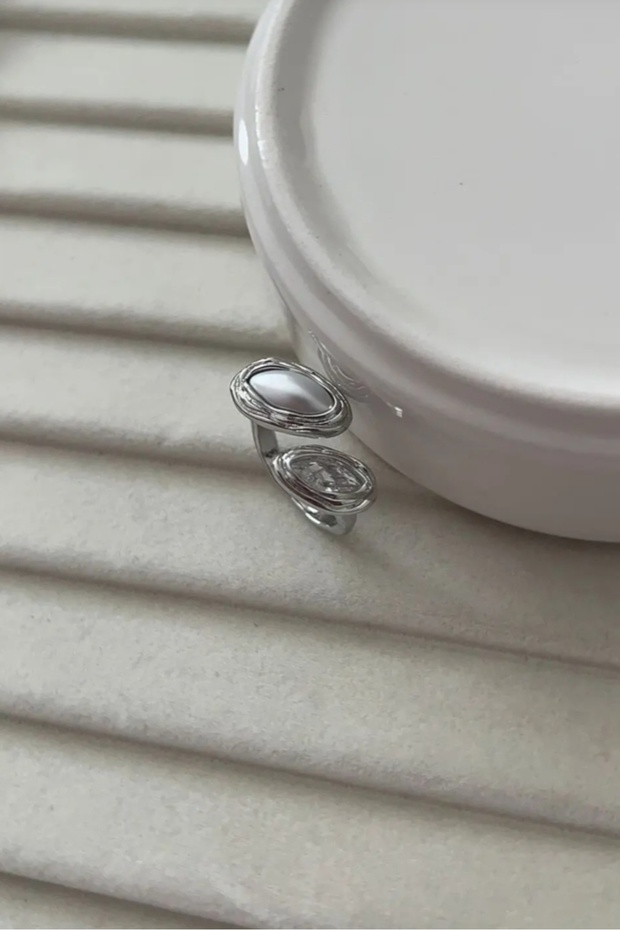 Women's Pearl Zircon Stone Adjustable Steel Ring – Minimal Stylish Soft with Gold & Silver Color Options