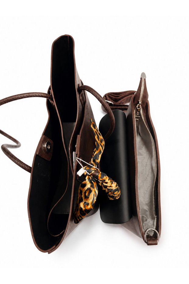 Multi-Compartment Women's Hand and Shoulder Bag with Divider Detail