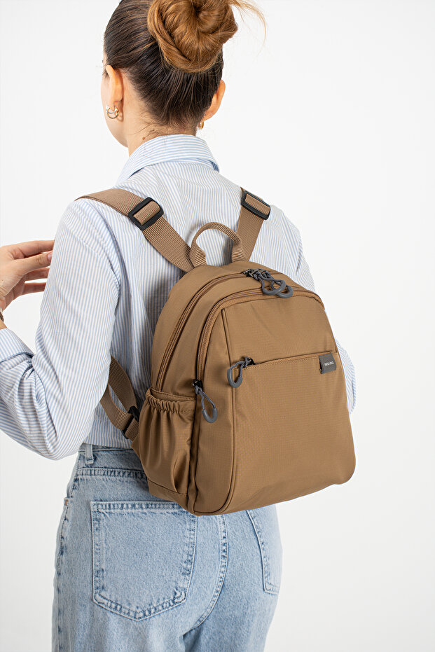 Women's Ultra-Lightweight Multi-Functional Backpack