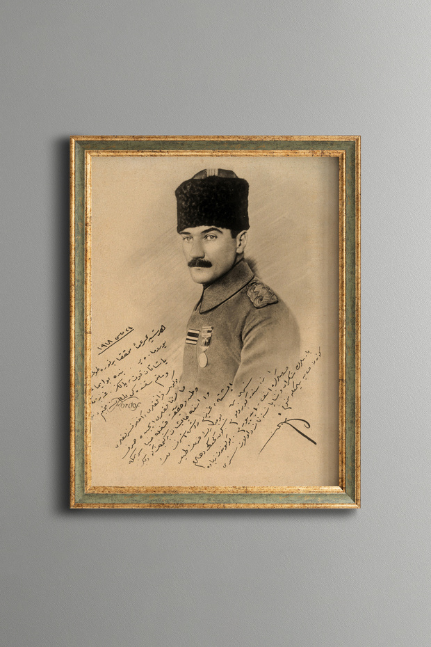 Mustafa Kemal Atatürk - Vintage Patterned Painting - Fine Model