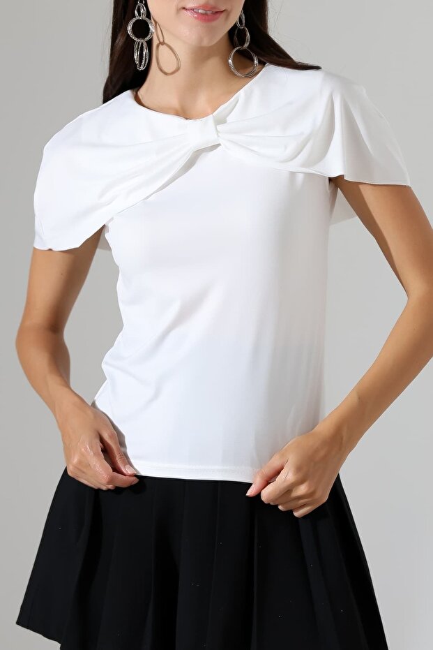 Women's Sandy Cape Detailed Short Sleeve Blouse