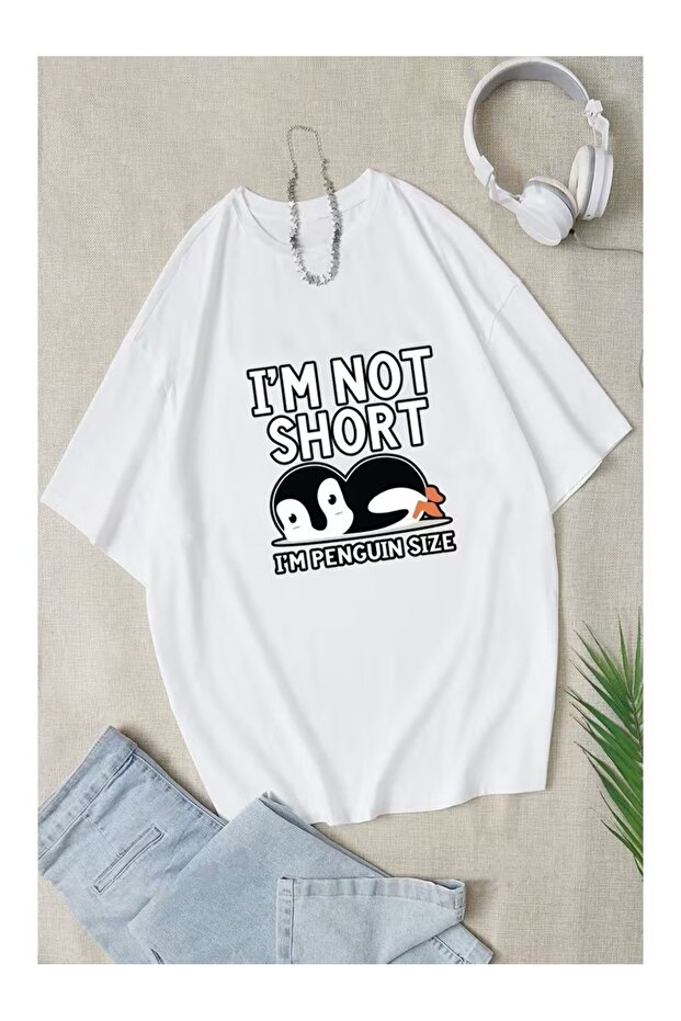 تي شيرت نسائي مطبوع عليه I'M NOT SHORT مقاس كبير