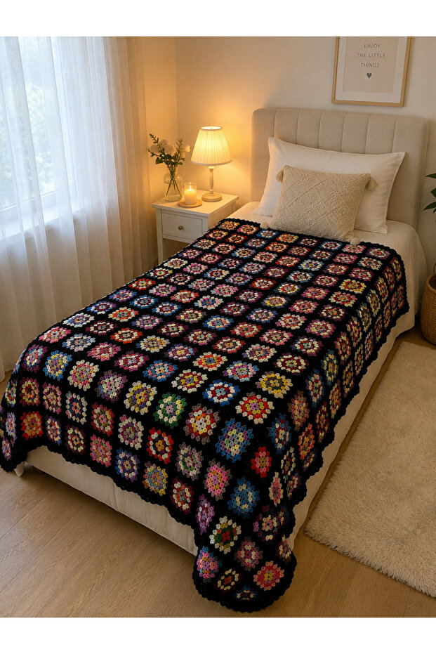 El Örgüsü Granny Square Battaniye
