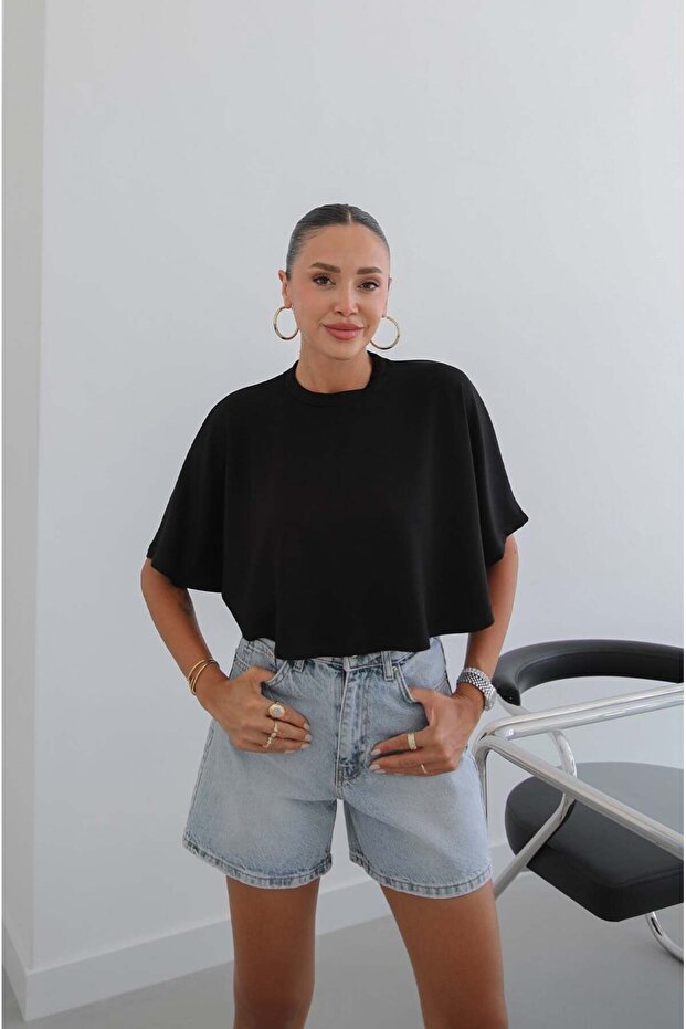Black Wynne Bat Sleeve Blouse
