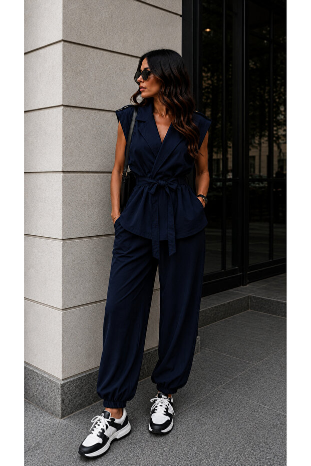 Women's Kuruvaze Collar Shoulder Button Detail Belted Double Suit