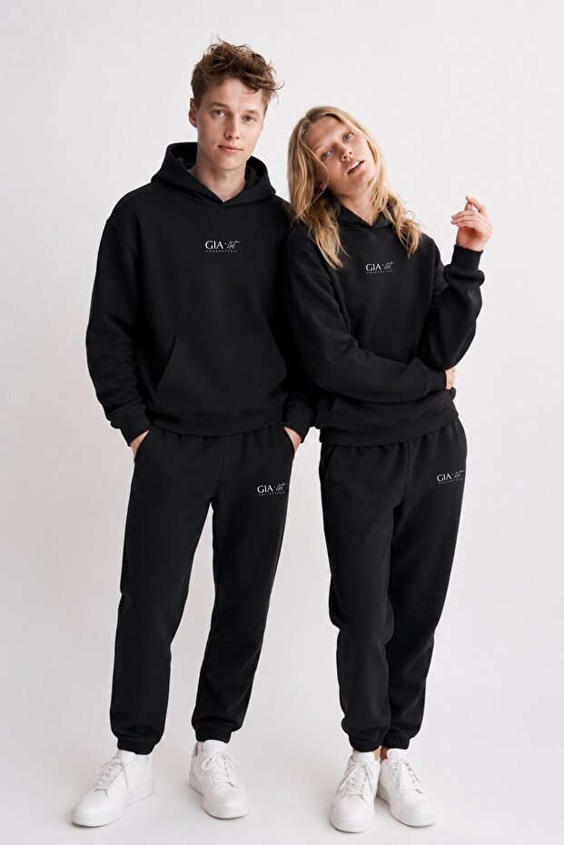 Unisex Oversize Tracksuit Set Gia Art Printed Black – 3 Yarns, Hooded Top, Elastic Bottom