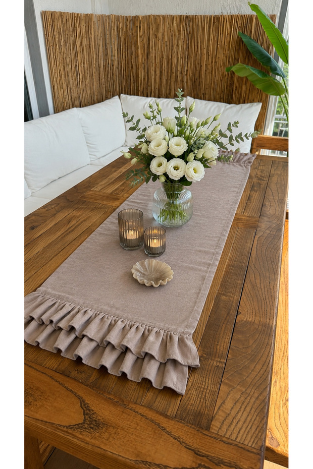 İnci Vintage Seamless Double Layer Ruffled Milk Brown Runner