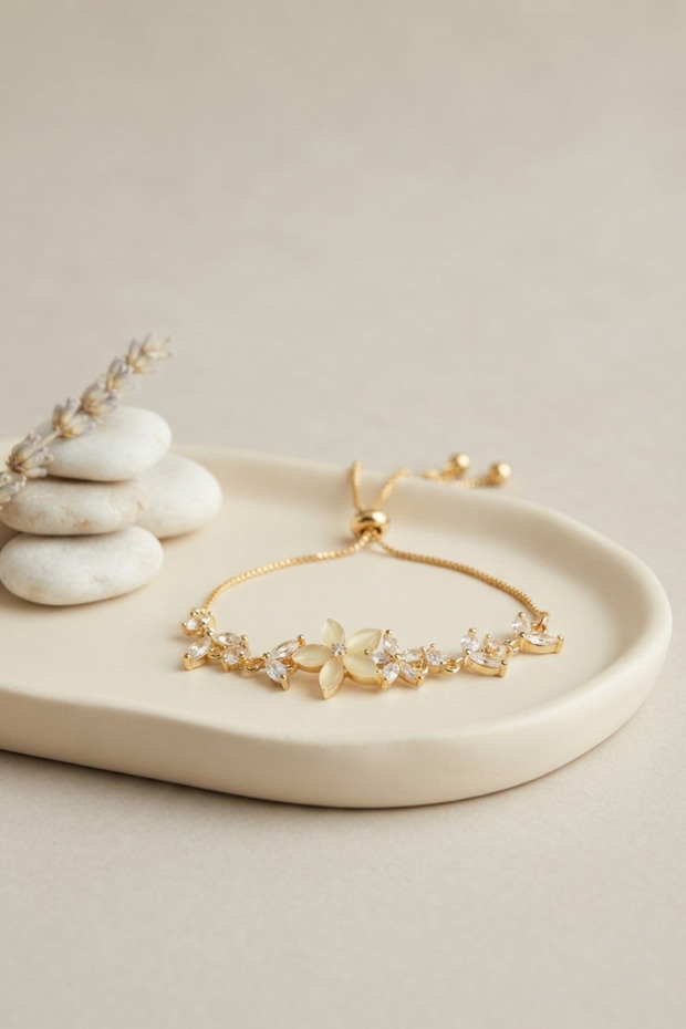Gold Color Zircon Stone Brass Pearlescent Flower Model Elevator Bracelet -