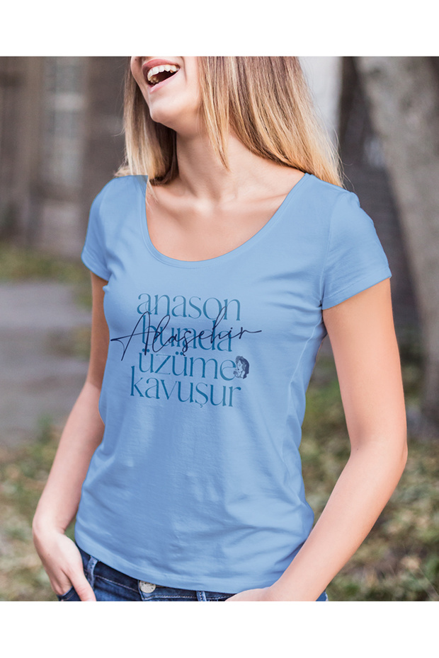Anise Meets Grapes Here, Women's T-Shirt