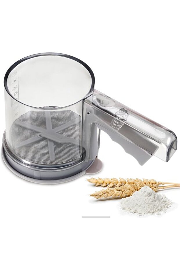 Stainless steel sugar spatula with double-layer sieve, suitable for flour and sugar.