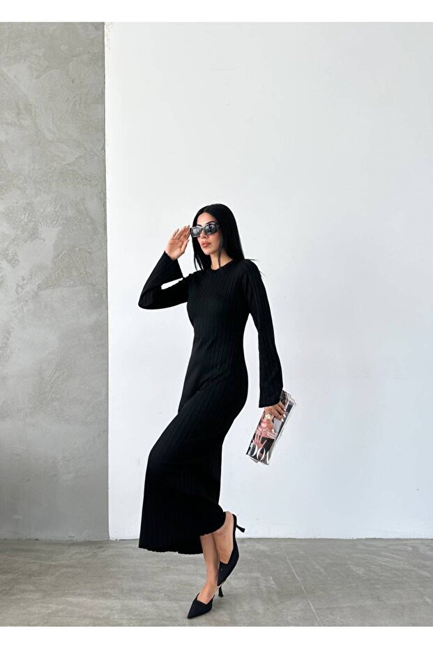 Women's Ribbed Dress with Diamond Sleeves