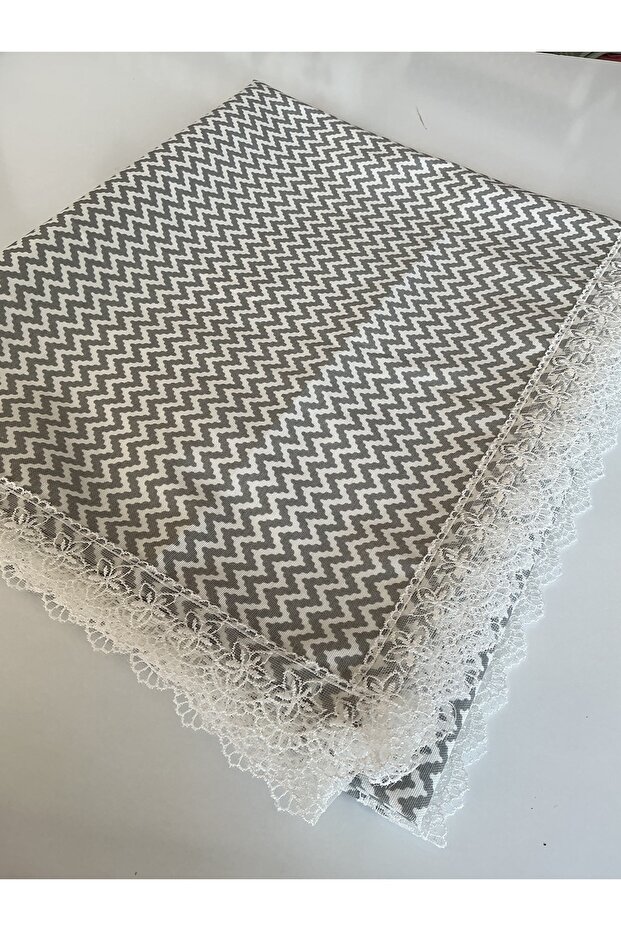 Scalloped Liquid-Proof - Stain-Resistant Tablecloth
