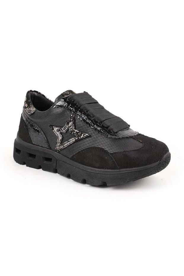 Women's Casual Shoes Genuine Leather Star Figured Laser Cut Flexible Laceless Sneaker 26Y-399