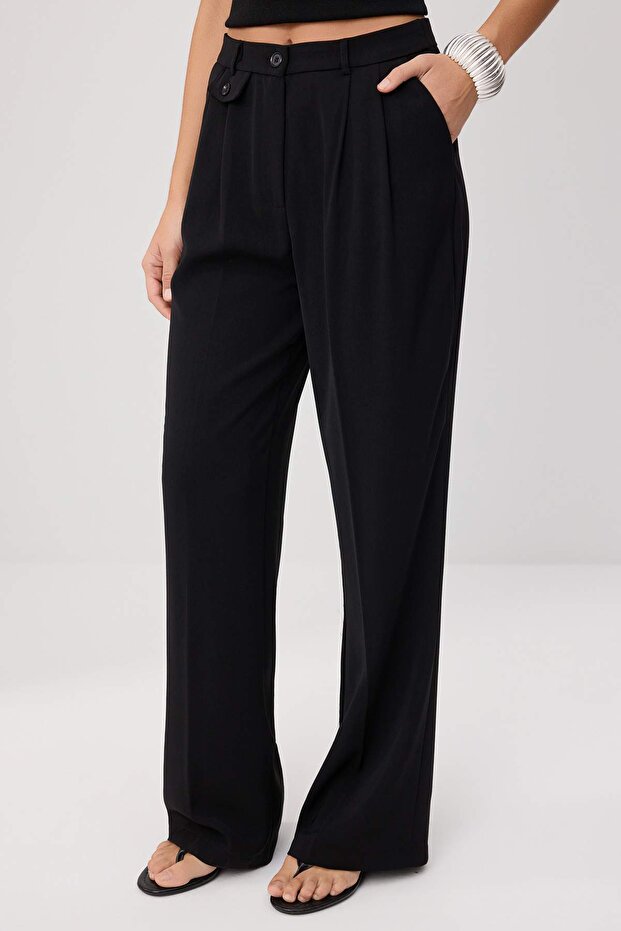 Siyah Özel Koleksiyon Dökümlü Wide Leg/Geniş Paça Kumaş Pantolon TWOSS26PL00054 - 3